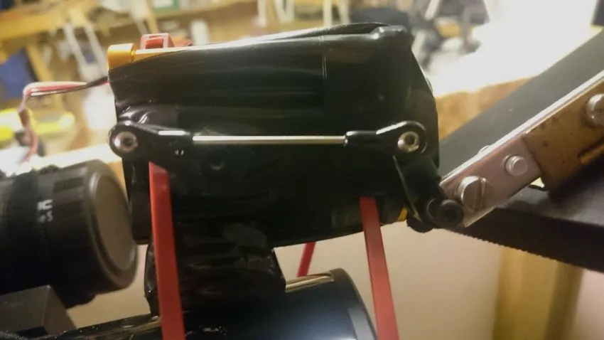 Servo view, open