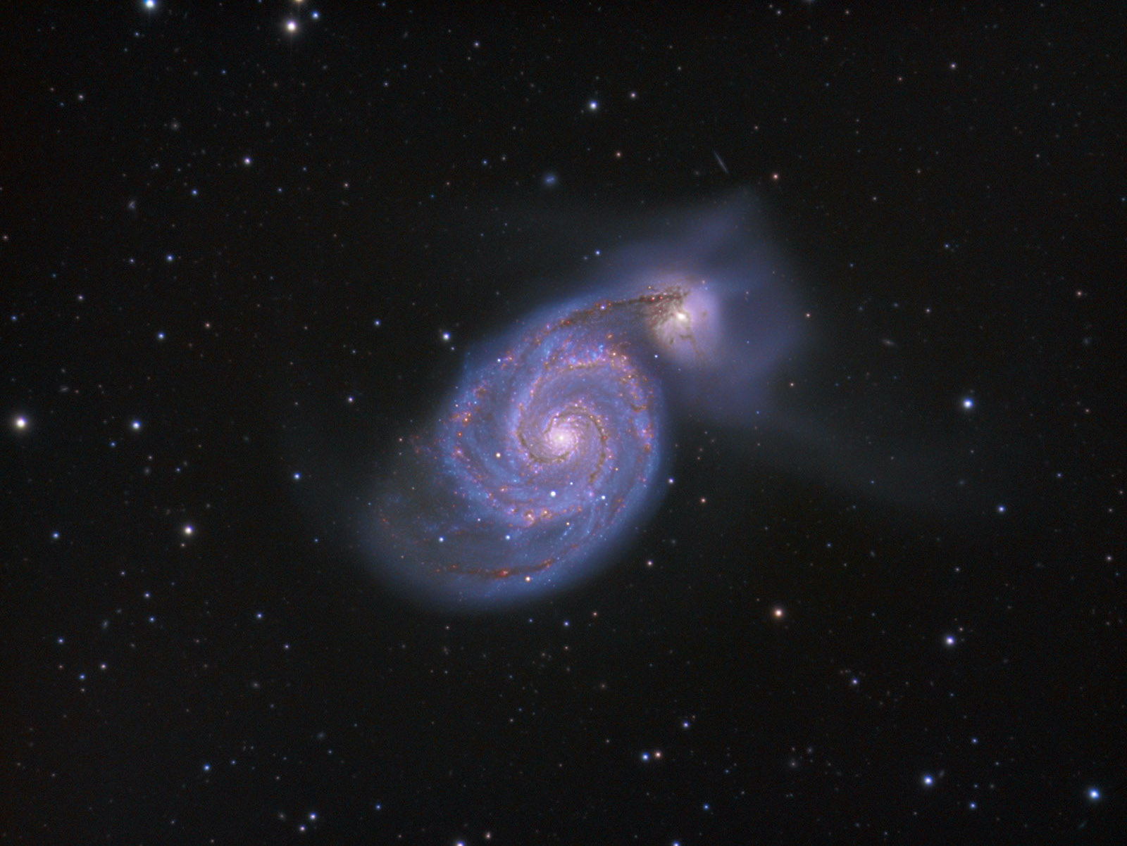 M51-LumRGBHA-CN4.jpg